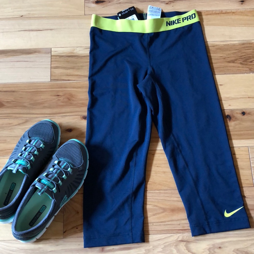 Nike Pro Training Capris - NEW